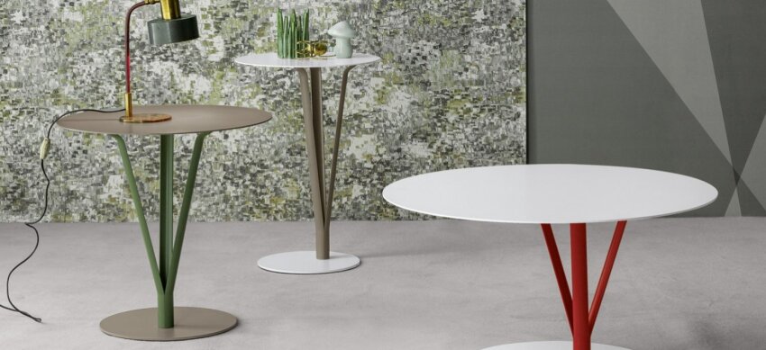 Stolik kawowy Kadou Coffee firmy Bonaldo kształtem przypomina japońską kompozycję kwiatową
