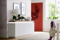 Romina MC Akcent - duża komoda z oświetleniem i blatem z litego dębu