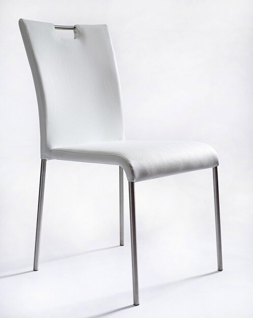 Upholstered chair Esta white