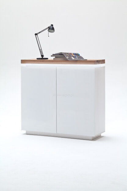 Romina - komoda z oświetleniem i blatem z litego dębu