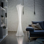 Lampa podłogowa/wieszak Sipario Light firmy Cattelan Italia z białego polietylenu
