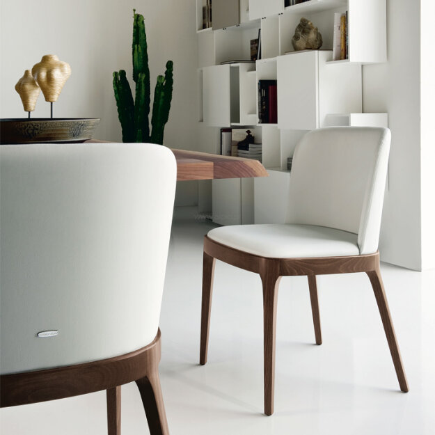 Magda Cattelan Italia - piękne i wygodne krzesło z drewna dębowego, w wielu kolorach