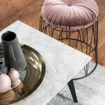 Macan  kleiner Tisch - 5