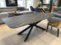 Macan  kleiner Tisch - 15