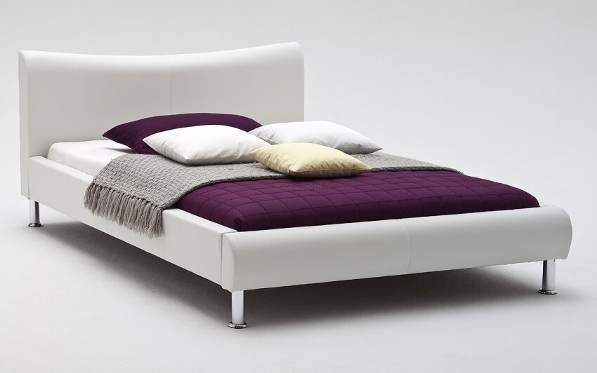 River MC Akcent - łóżko tapicerowane ekoskórą białą