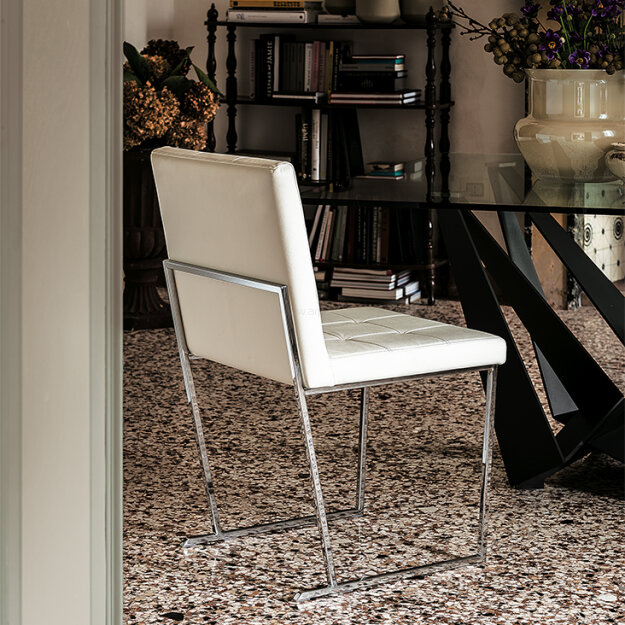 Krzesło Kate firmy Cattelan Italia - nowoczesne i wygodne, w opcji z podłokietnikami